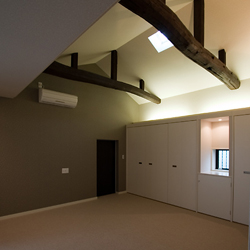 �Ö��ƍĐ��@�x�c�т̉�28